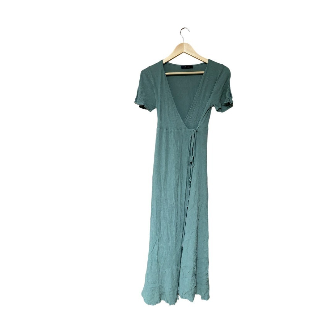 Lulus 100% Rayon long line flutter slit‎ short sleeve cottagecore wrap dress
